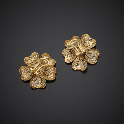 Paire de boutons d'oreille en or jaune 750...