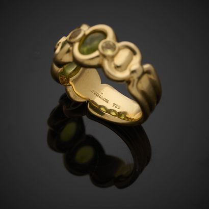 RUGIADA.
Bague en or jaune 750 millièmes,...