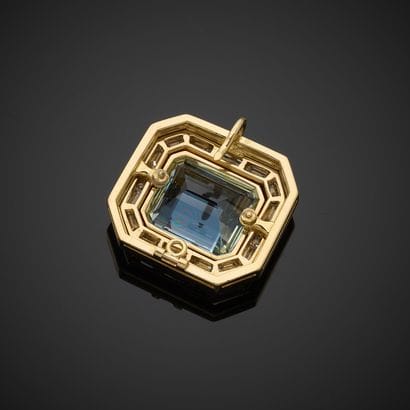 Pendentif en or jaune 750 millièmes, présentant...
