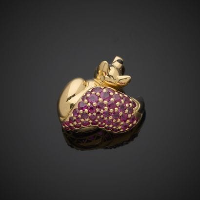 Pendant clip in yellow gold 750 thousandths,...