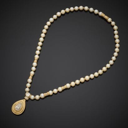 Collier en or jaune 750 millièmes, composé...