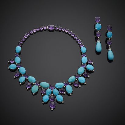 Importante parure composée d'un collier draperie...