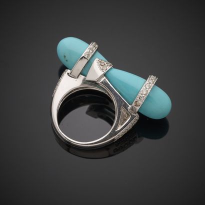 Bague en or gris 750 millièmes, ornée de...