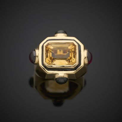 Bague en or jaune 750 millièmes, sertie d'une...