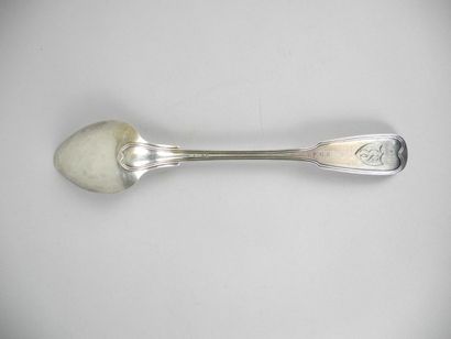 CUILLÈRE de SERVICE en argent à manche spatulé...