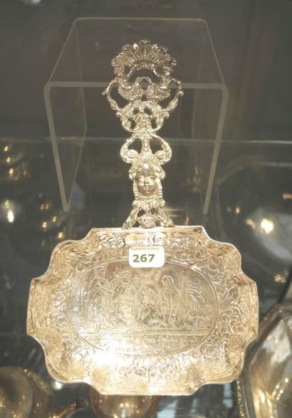CUILLÈRE de MARIAGE en argent, le manche...