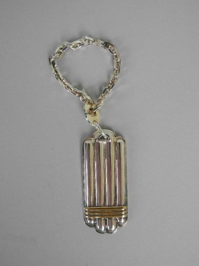 PORTE-CLEFS en métal argenté et doré. Maison...