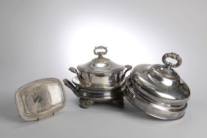 Réchaud et cloche en cuivre doublé d'argent,...