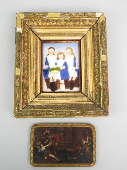 Une plaque émaillée représentant deux fillettes...