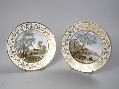 Deux assiettes décoratives ; Ecole Française...