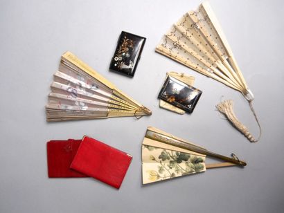 Carnet de bal en écaille piqué d'une corne...