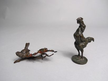 E. FREMIET. Le coq. Bronze à patine verte....