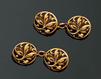 Paire de BOUTONS DE MANCHETTES en or jaune...