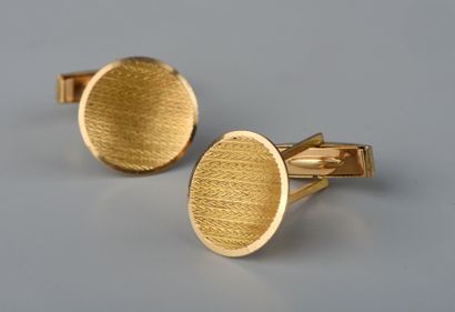 Paire de BOUTONS DE MANCHETTES en or jaune...