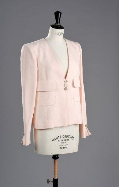 Jean-Louis SCHERRER

Ensemble de trois vestes....