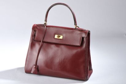 HERMES Paris

Petit sac modèle «Kelly» en...