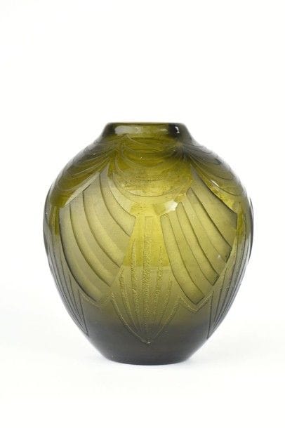 François-Théodore LEGRAS (1839 - 1916)

Vase...