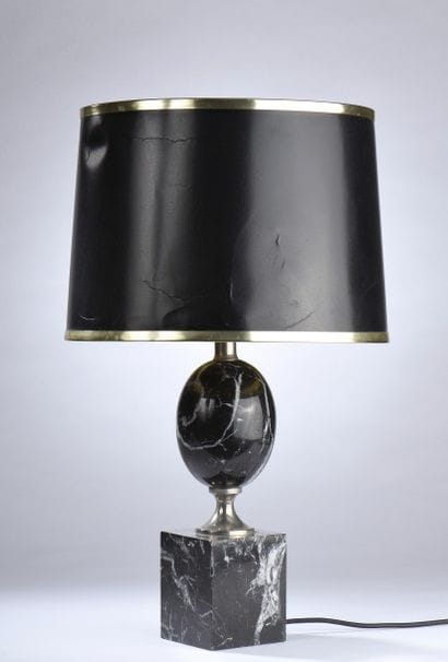 Dans le goût de la Maison CHARLES

Lampe...