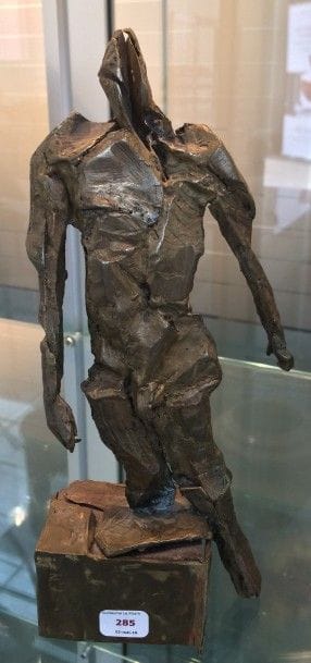 * Anna STEIN (née en 1936)

Sujet anthropomorphe...