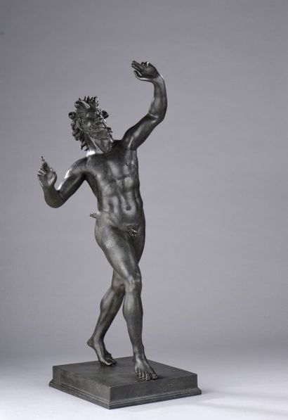 Bronze à patine noire représentant le petit...