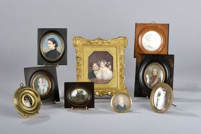 Ensemble de sept miniatures sur ivoire ou...
