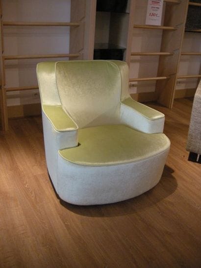 2 Fauteuils confortables Garniture tissus...