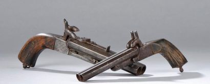 Paire de pistolets anciens (à percussion...