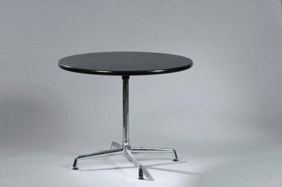 Charles EAMES (1907-1978) et Ray EAMES (1912-1988)....