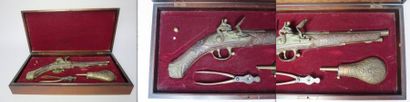 Pistolet pour la décoration, avec moule à...