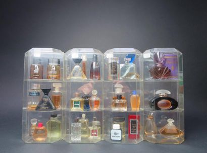 Divers parfumeurs (années 1990)
Quatre petites...