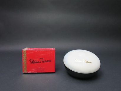 Paloma PICASSO
Lot comprenant le poudrier...