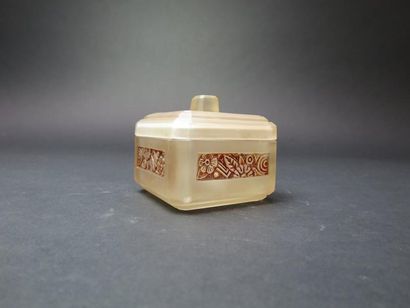 Verrerie LEUNE (années 1920)
Élégante boîte...