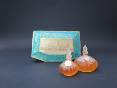 NOVAYA ZARYA (années 1960)
Coffret en carton...