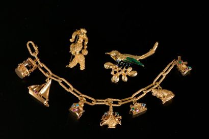 Bracelet à longues mailles cheval torsadées...