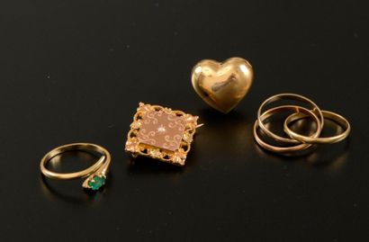 Ensemble en or jaune 18K : anneaux trois...