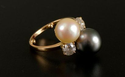 Bague Toi et Moi en or jaune 18K piquée d'une...
