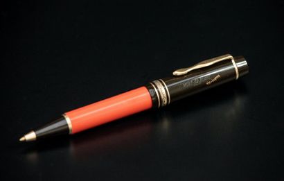MONTBLANC

Stylo bille modèle 