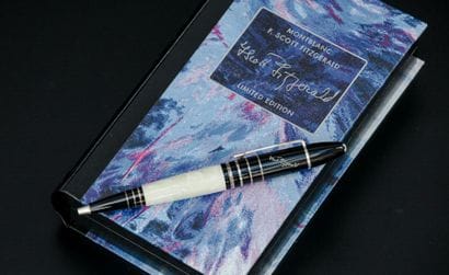 MONTBLANC
Stylo bille modèle 