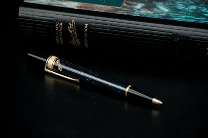 MONTBLANC
Stylo bille modèle 