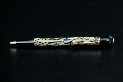 MONTBLANC
Porte-mine modèle 