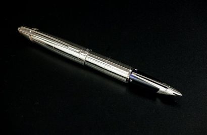 WATERMAN
Stylo plume modèle 