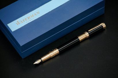 WATERMAN
Stylo plume en résine noire, les...