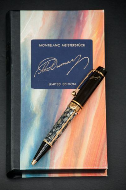 MONTBLANC
Stylo bille modèle 