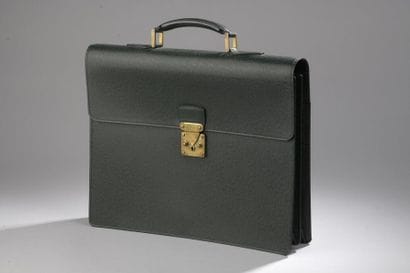 LOUIS VUITTON 
Cartable modèle 