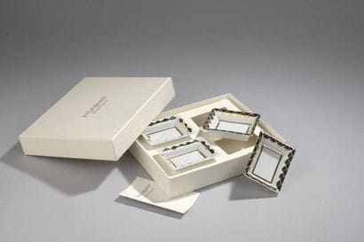 YVES SAINT LAURENT
Quatres petits vide-poches...