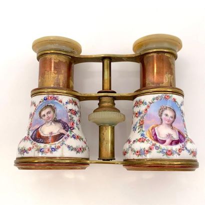 Pair of 12-glass 