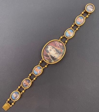 GOLDEN METAL BRACELET, composed of painted...