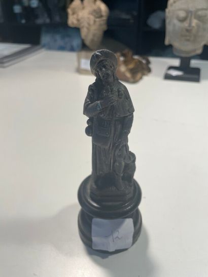 Petite statuette de saint Roch en régule.

H...