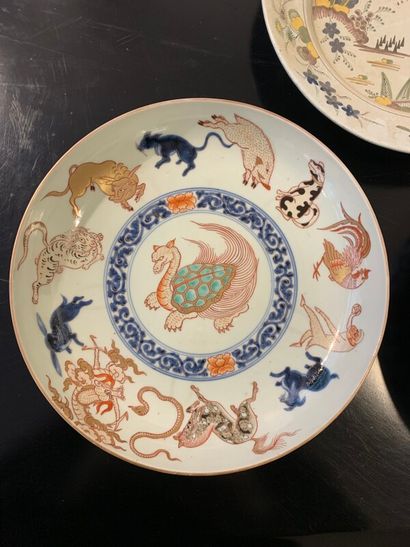CHINE - CANTON

Paire de présentoirs en porcelaine...