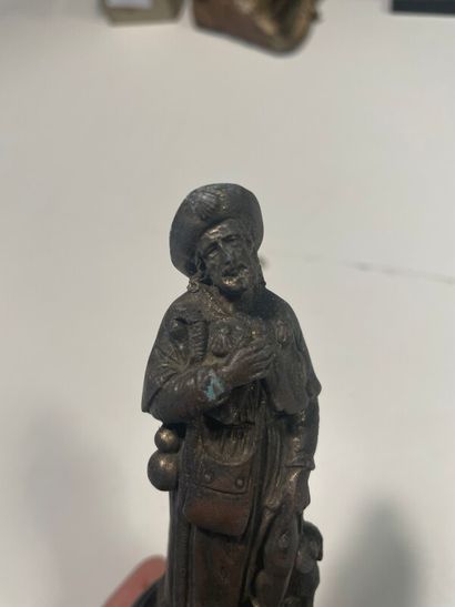 Petite statuette de saint Roch en régule.

H...